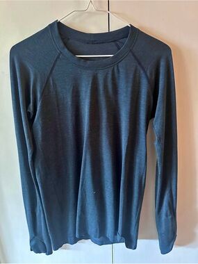 Lululemon
Swiftly Tech long Sleeve